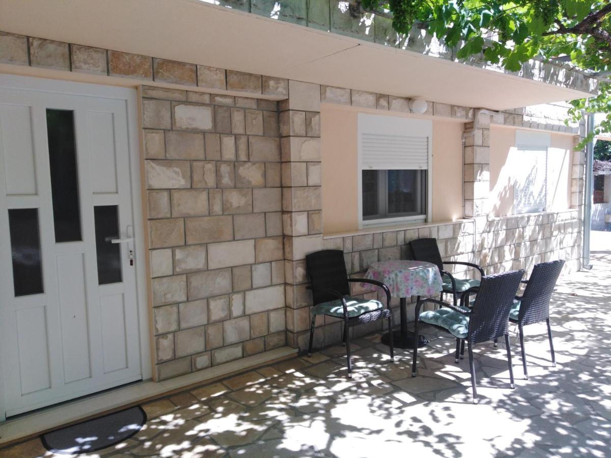 Apartman Milos Требине Екстериор снимка