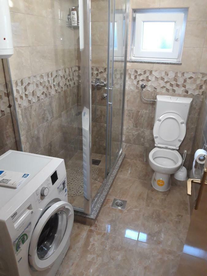 Apartman Milos Требине Екстериор снимка