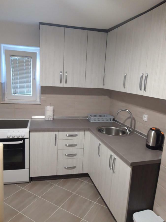 Apartman Milos Требине Екстериор снимка