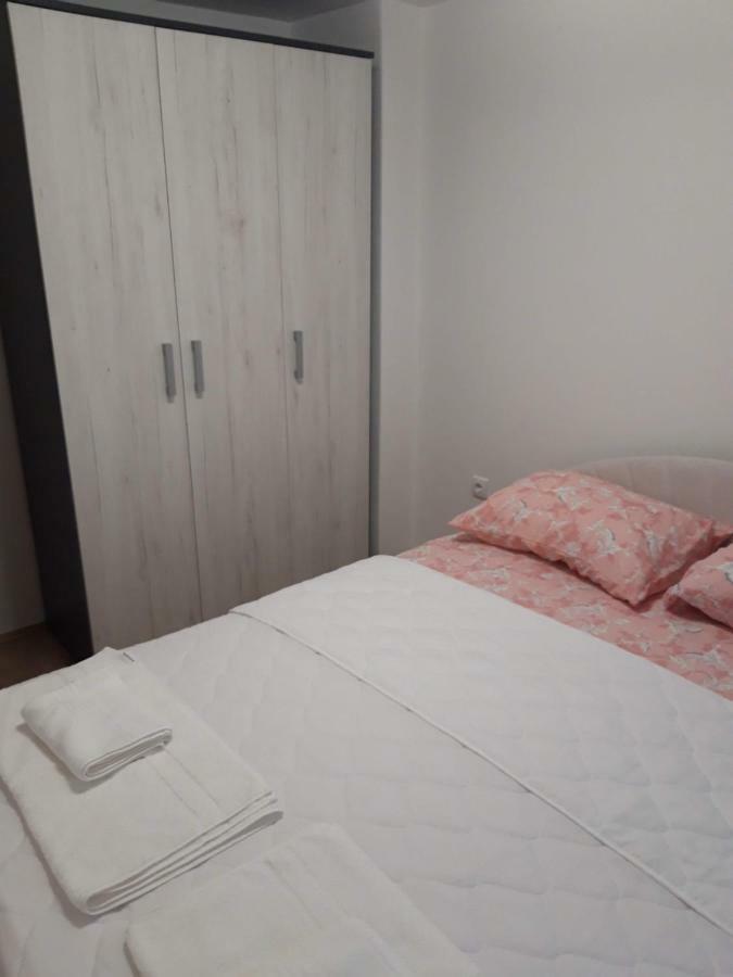 Apartman Milos Требине Екстериор снимка