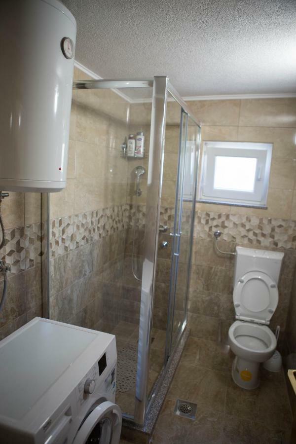 Apartman Milos Требине Екстериор снимка