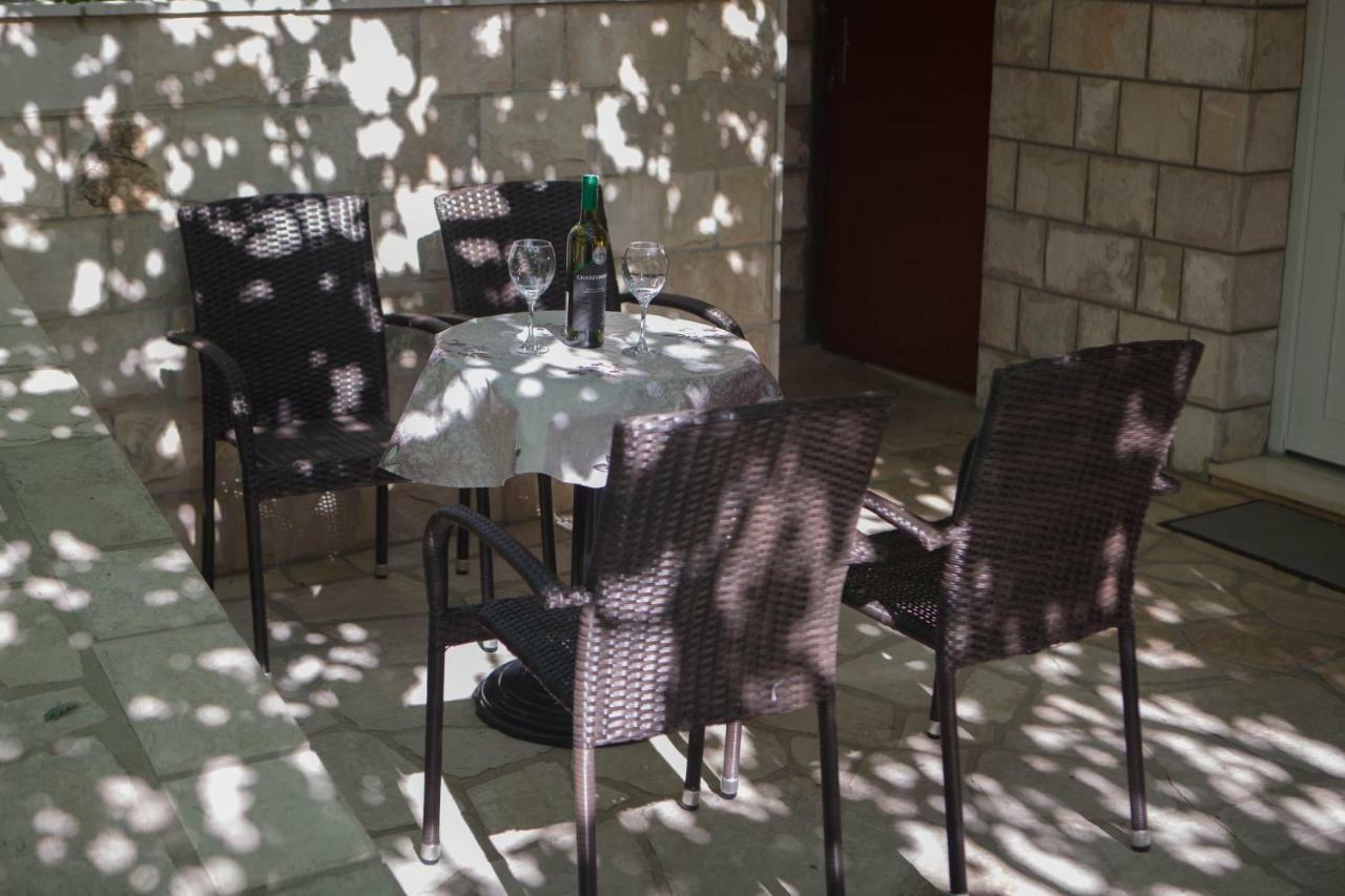 Apartman Milos Требине Екстериор снимка